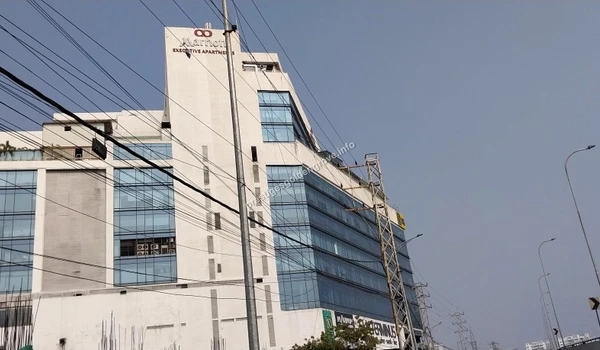 Gachibowli Financial District Marriott Executive Apartments located in the Gachibowli Financial District offering easy connectivity to Prestige Golden Grove