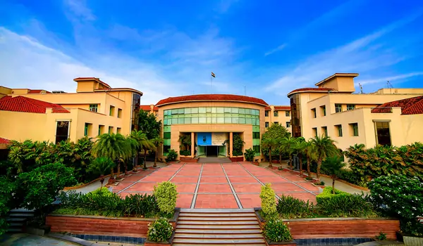 Oakridge International School